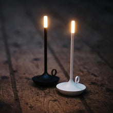 Charger l&#39;image dans la galerie, Lampe de table moderne à bougie LED