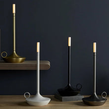 Charger l&#39;image dans la galerie, Lampe de table moderne à bougie LED