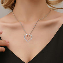 Charger l&#39;image dans la galerie, Collier Pendentif Élégant en Forme de Cœur avec Rose