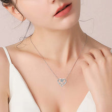 Charger l&#39;image dans la galerie, Collier Pendentif Élégant en Forme de Cœur avec Rose